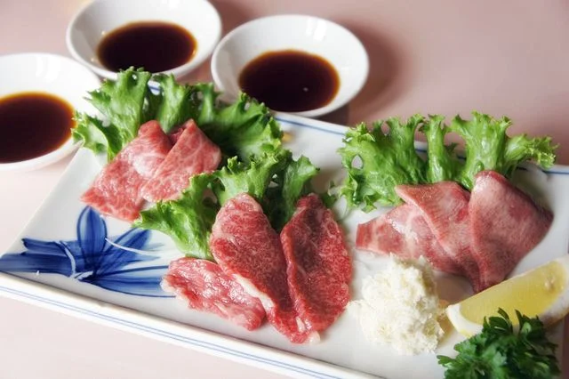 やきにくのチャンプ - 緑が丘（焼肉）の写真