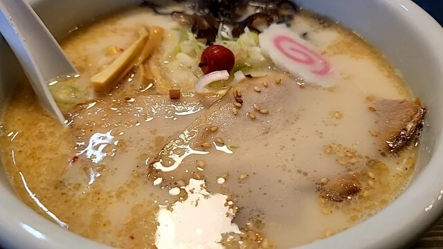 らーめん山頭火 旭川動物園通り店 - 東旭川（ラーメン）の写真