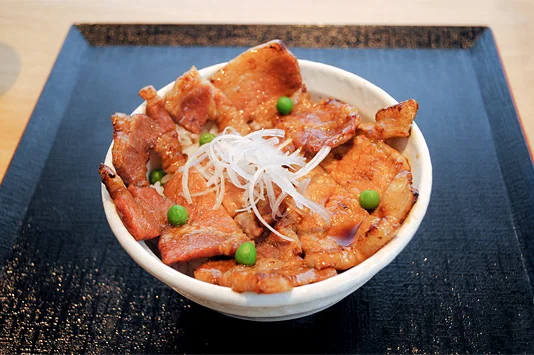 ぶた一家 - 西帯広（豚丼）の写真