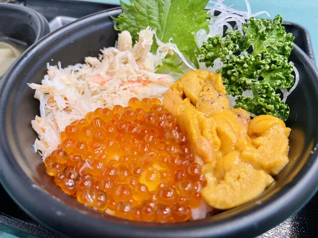 鱗商会堺町店 - 南小樽（海鮮）の写真