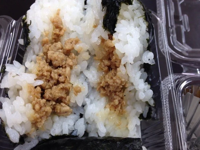 奥平米穀店 - 西帯広（おにぎり）の写真