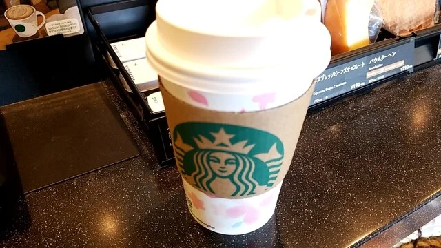 スターバックスコーヒー 帯広白樺通り店（Starbucks Coffee） - 西帯広（カフェ）の写真