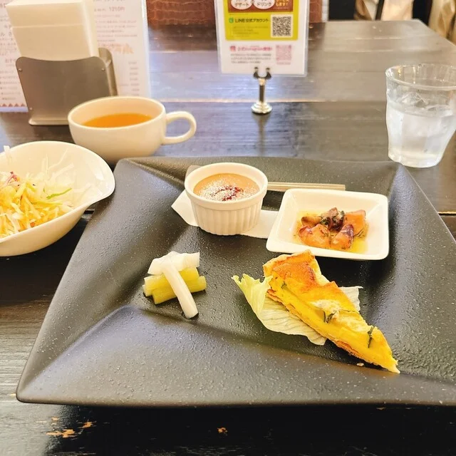 DELI MARKET BERUWALA（デリマーケット ベルワラ） - 帯広（洋食）の写真