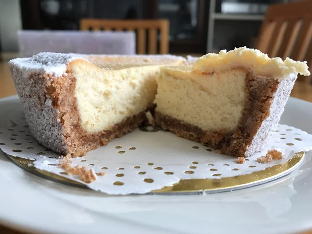 パティスリー ヴィオレット - 洞爺（ケーキ）の写真