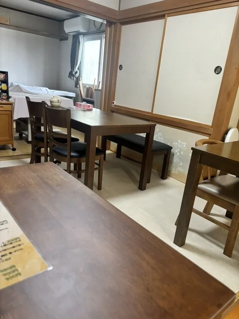 ささ、、、こちらへ、、、 : 楽楽の写真