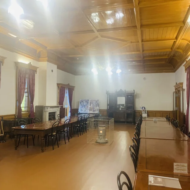 旧函館区公会堂で味わう珈琲と時間 : 十字屋 旧函館区公会堂店の写真