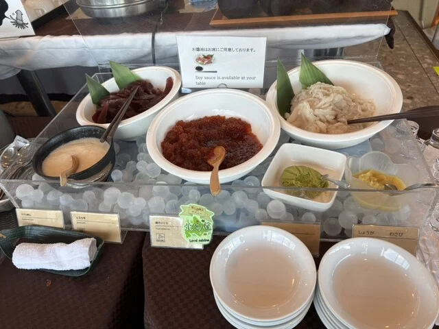 いくら、イカ、マグロ　好きな具材をのせて自分だけの丼物作ろう