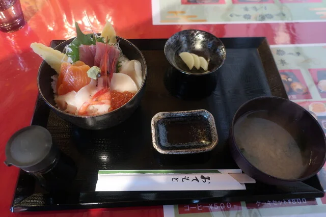 小樽茶屋 里 - 小樽（海鮮丼）の写真