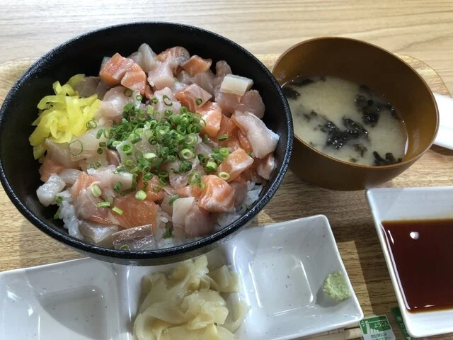 中島魚市食堂 - 東室蘭（海鮮）の写真