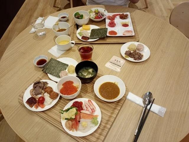 朝食ビュッフェ