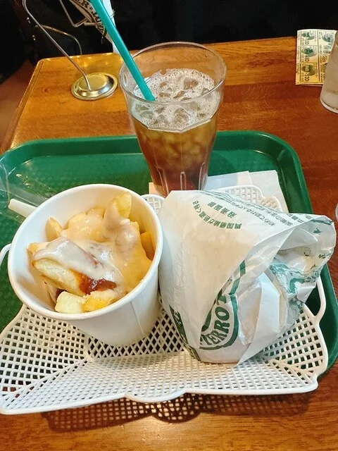 ラッキーピエロ 十字街銀座店（LUCKY PIERROT） - 十字街（ハンバーガー）の写真