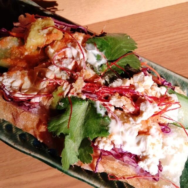 ﾎﾃｲﾔｯｯ！ : HOTEIYA SANDWICH STANDの写真