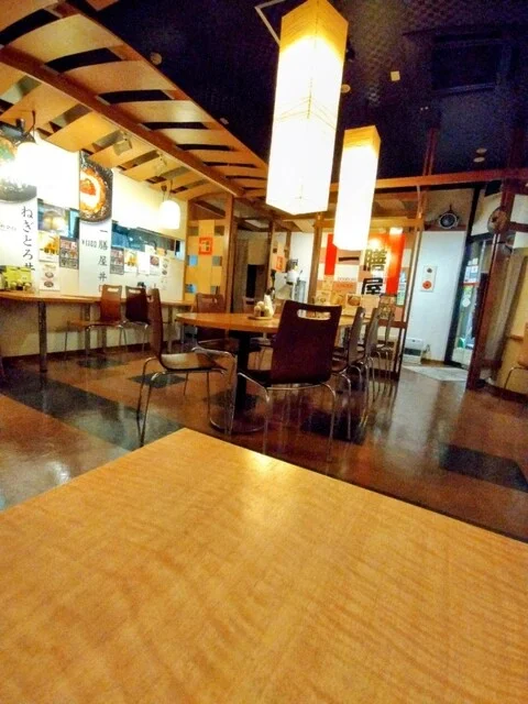 各種どんぶりとうどんのお店 : どんぶり 一膳屋の写真