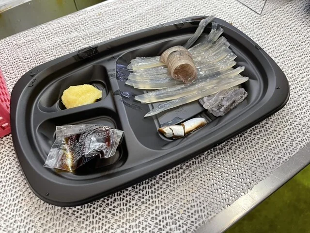 函館朝市 駅二市場 活いか釣り広場 - 函館（海鮮）の写真