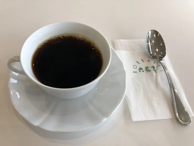 オーシャンビューの窓