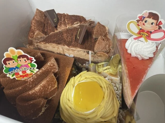 チョコケーキとマロンモンブラン