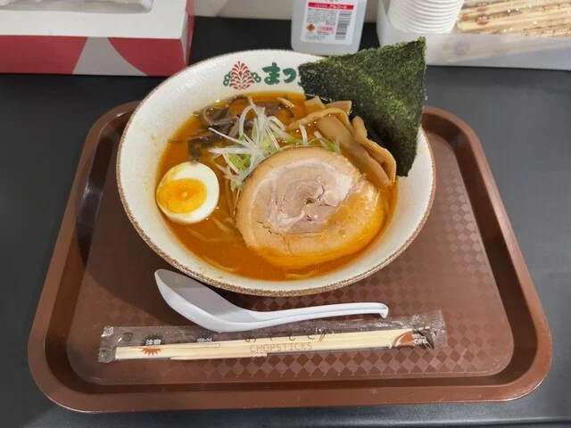 町の愛されラーメン屋さん : ラーメン屋 まつ笠の写真