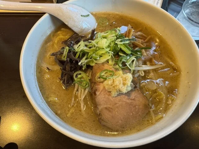 最近、ラ～メンと言えば消化試合みたいな食べ方になってる : 麺屋 はる吉の写真