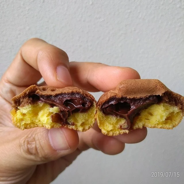 パラボ地下のおやき屋さん : 北見カーリングカスタの写真