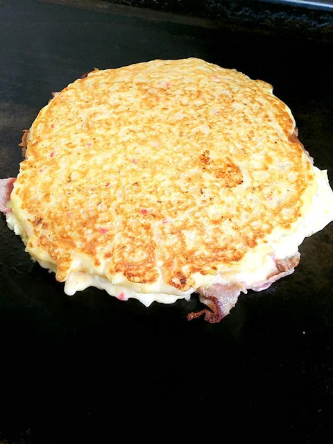 あおやまは、、おこのみのみせです : あおやまお好み焼店の写真