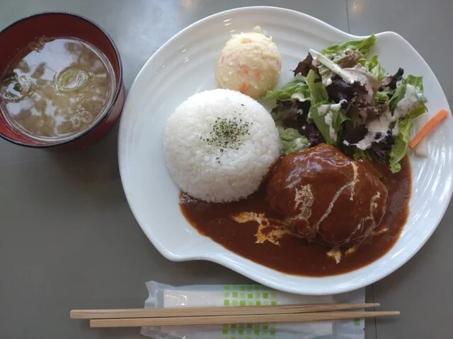 ハンバーグランチ