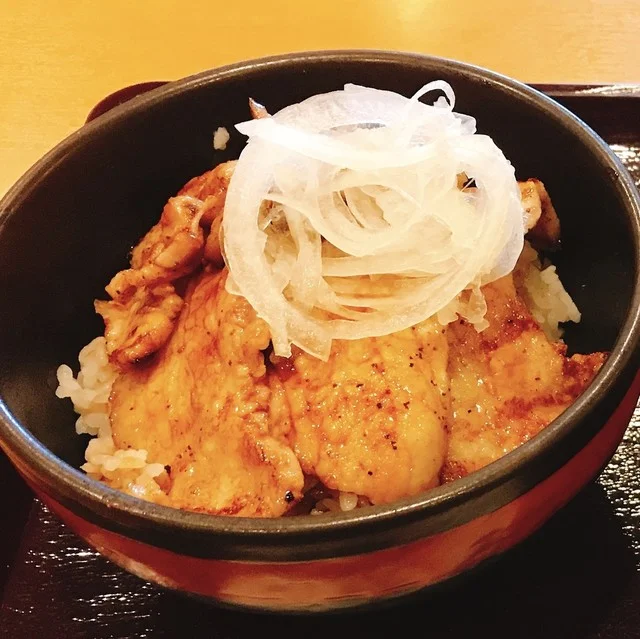 口コミ一覧 : 炭焼豚丼 源の写真
