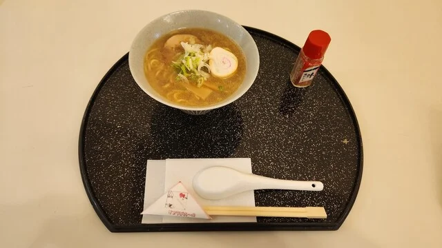 市民会館の中のレストラン : コーヒー&お食事 リブラぴあ～のの写真