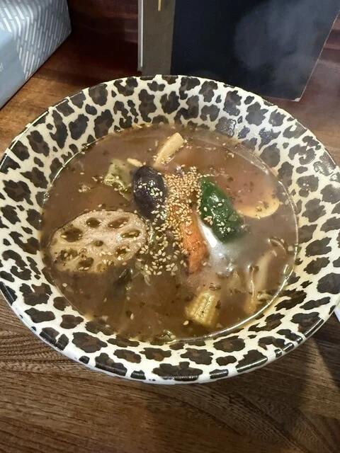 昭和レトロ空間で味わった♡心まで温まる函館スープカレー : 吉田商店の写真