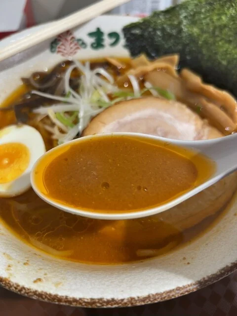 町の愛されラーメン屋さん : ラーメン屋 まつ笠の写真