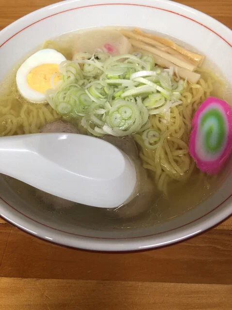 バランスのとれた優しい塩ラーメン : にしん亭の写真
