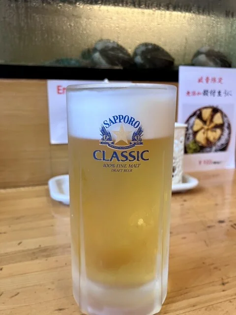 北海道に来たらまずは海鮮丼。 : いくら亭の写真