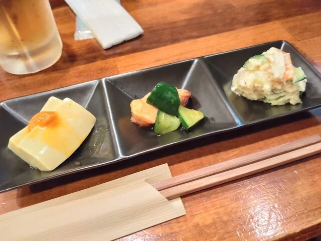 お通し、高級ー : 酒菜日和　朋の写真