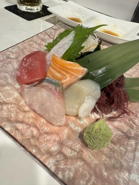 お刺身盛り合わせ