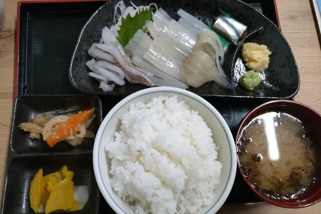 海鮮丼