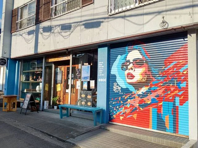 Sunday pool coffee（サンデープールコーヒー） - 鷲別（カフェ）の写真