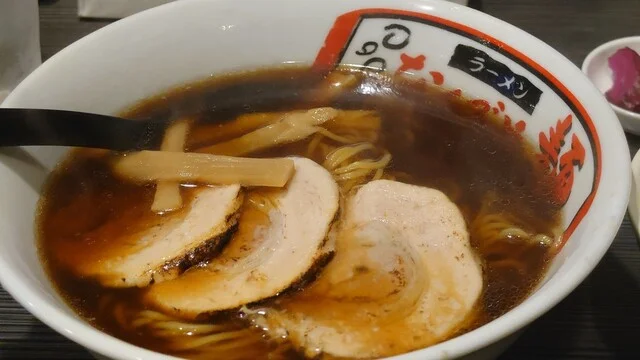 醤油らーめんアップ