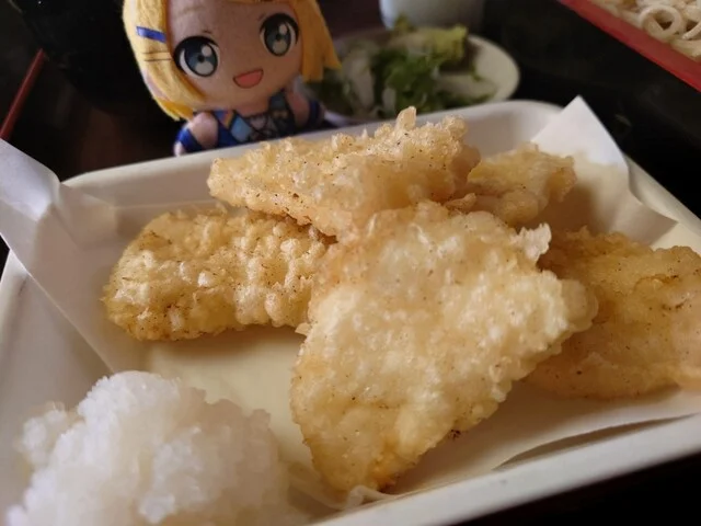 古き良き函館街そば,,,('&omega;'○)ﾖｷｰ 揚げ上手のイカ天おろし : 丸南 豊川町支店の写真