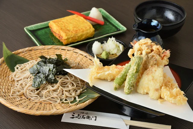 陣屋 三与右衛門（じんや みよえもん） - 五稜郭公園前（そば）の写真