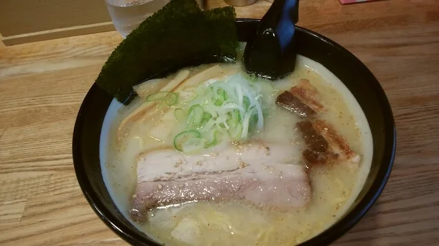 口コミ一覧 : 麺屋ひかるの写真