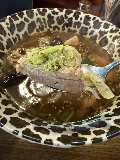 昭和レトロ空間で味わった♡心まで温まる函館スープカレー : 吉田商店の写真