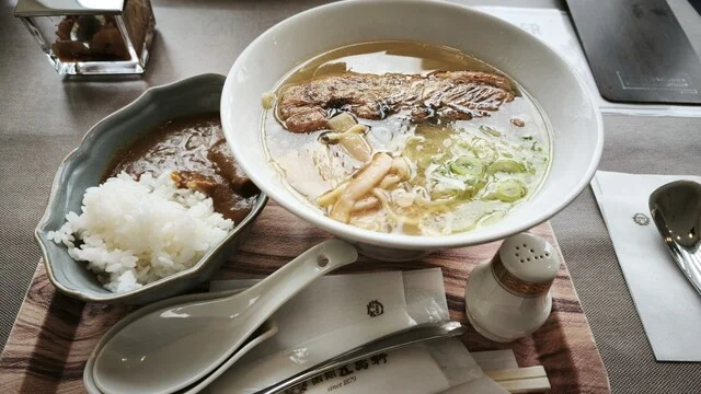 函館カレー エクスプレス 五稜郭タワー店（函館カレー EXPRESS） - 五稜郭公園前（カレー）の写真