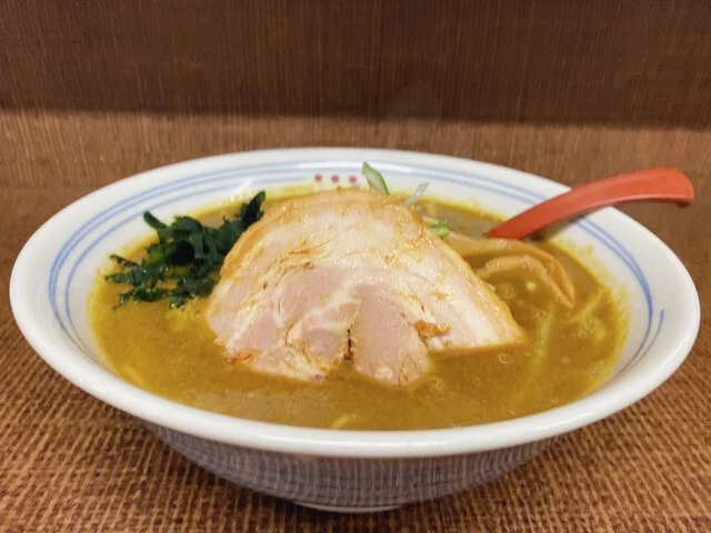 じぇんとる麺 中島店 - 東室蘭（ラーメン）の写真