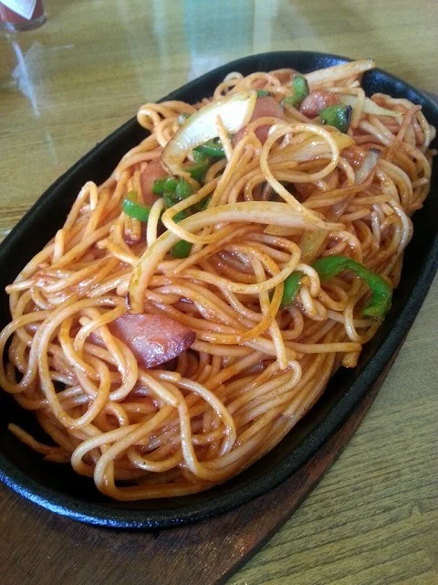 愛煙家が集う喫茶店、ミートソースいただきました : 喫茶キャステルの写真