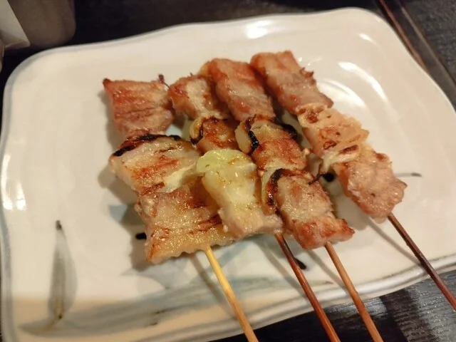 ラムシャブほか食べ飲み放題で4500円 : えびすこの写真