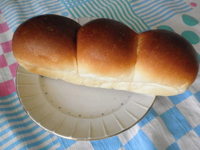 バターロール : 札幌パリ 湯川店の写真