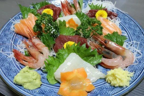 肴の市場 満月 - 能代（居酒屋）の写真