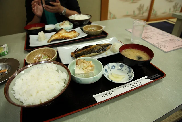 丸の内食堂 - 羽後牛島（食堂）の写真