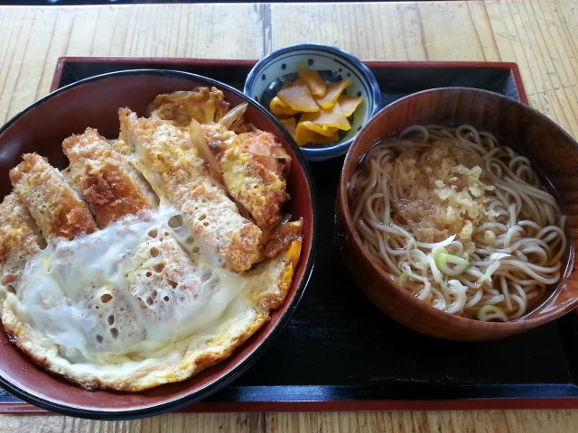 翁 - 盛（食堂）の写真