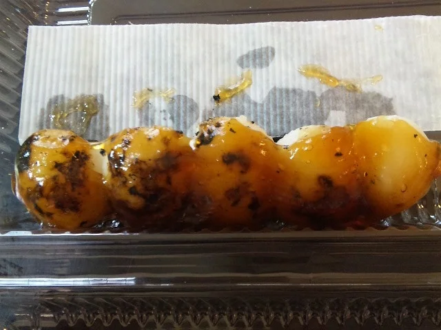 久栄堂 土日ジャンボ店（キュウエイドウ） - 大釜（和菓子）の写真