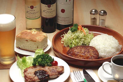 ポパイ - 花巻（豚料理）の写真